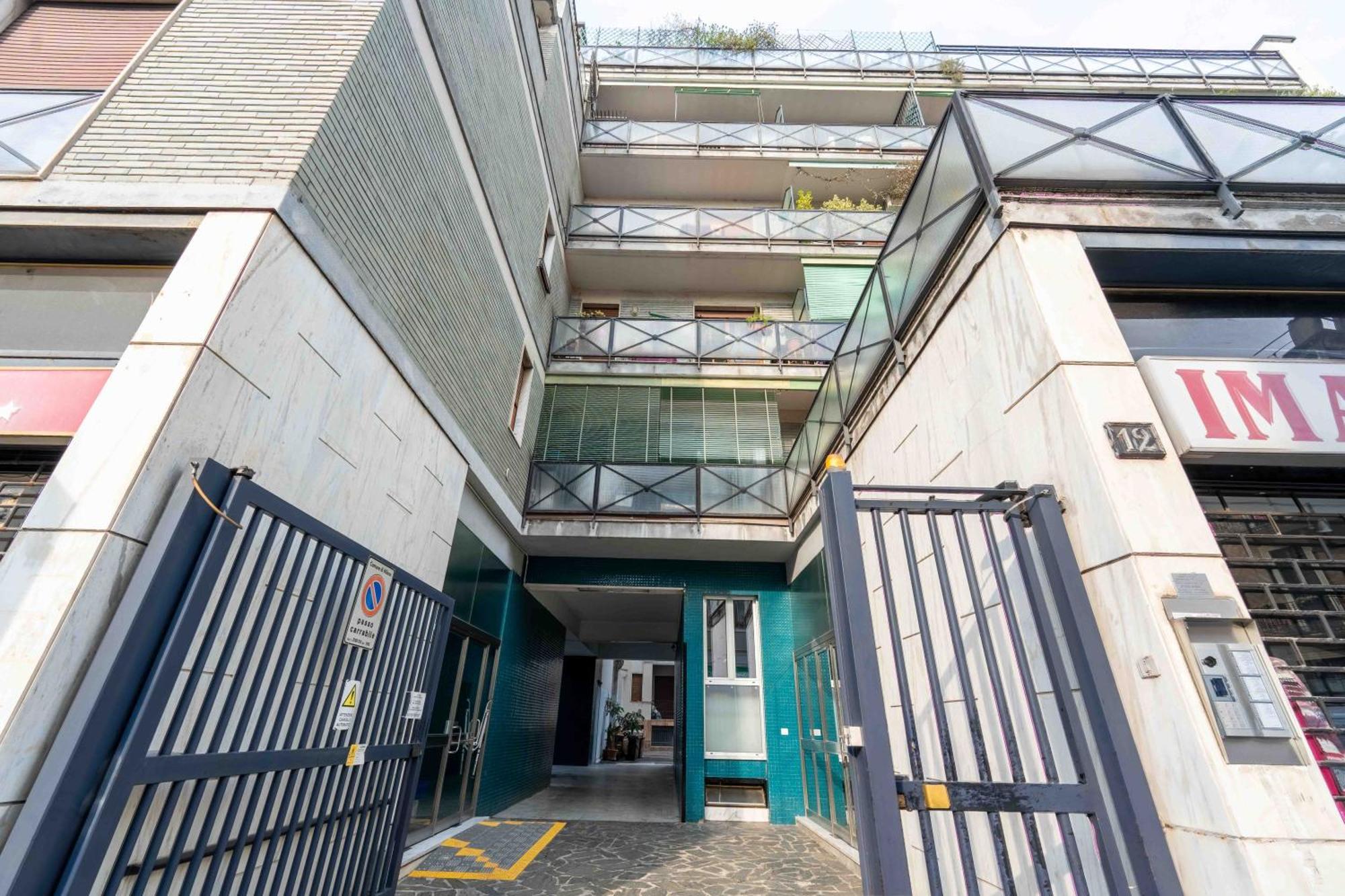 Suite 12 Milano Centro Parking Free Exteriör bild